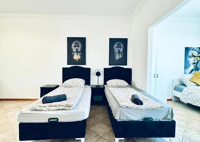 Apartman Cozy In A For Groups, 16-mins To Blumengaerten Bécs