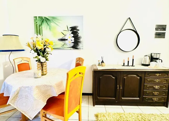 Apartman Cozy In A For Groups, 16-mins To Blumengaerten Bécs