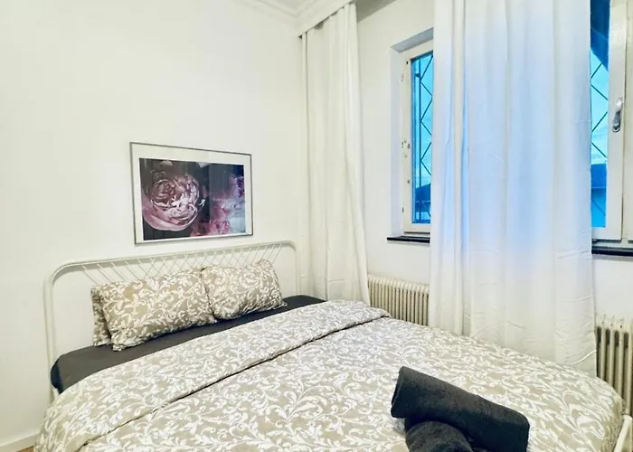 Cozy In A For Groups, 16-mins To Blumengaerten *