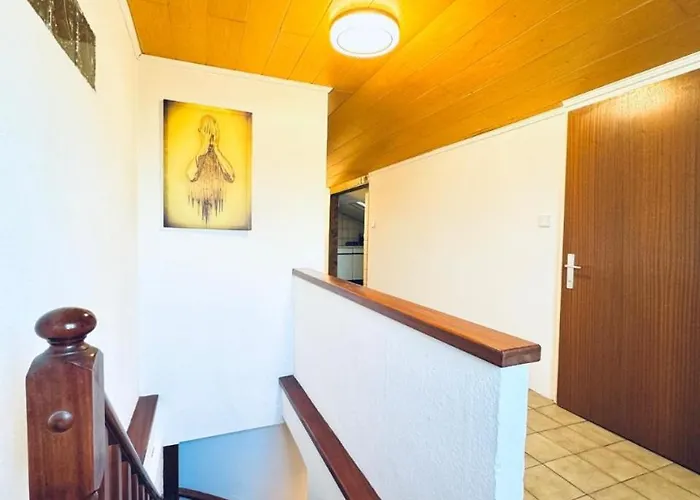 Cozy In A For Groups, 16-mins To Blumengaerten Apartman Bécs