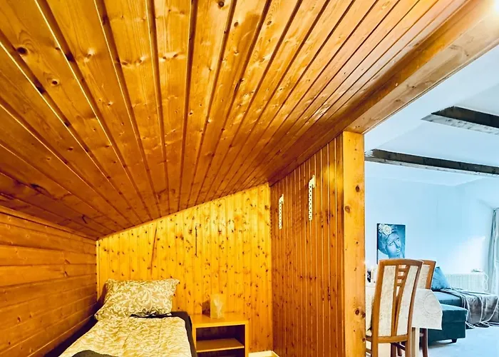 Apartman Cozy In A For Groups, 16-mins To Blumengaerten Bécs
